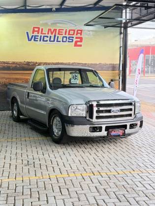 FORD F-250 4.2 XL 4X2 CS TURBO INTERCOOLER DIESEL 2P MANUAL FORD F-250 4.2 XL 4X2 CS TURBO INTERCOOLER DIESEL 2P MANUAL